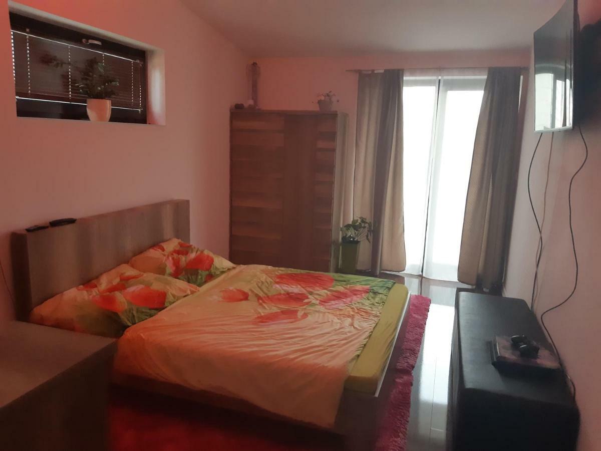 Apartment Pharamis Besenova Exterior foto